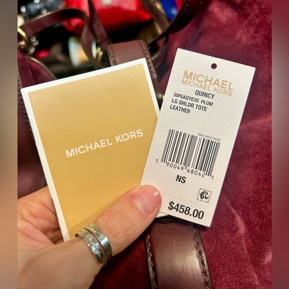 SET Michael Kors Plum Quincy Hobo Tote w/ Matching Long Wallet & Dust Bag w tags - Picture 8 of 15